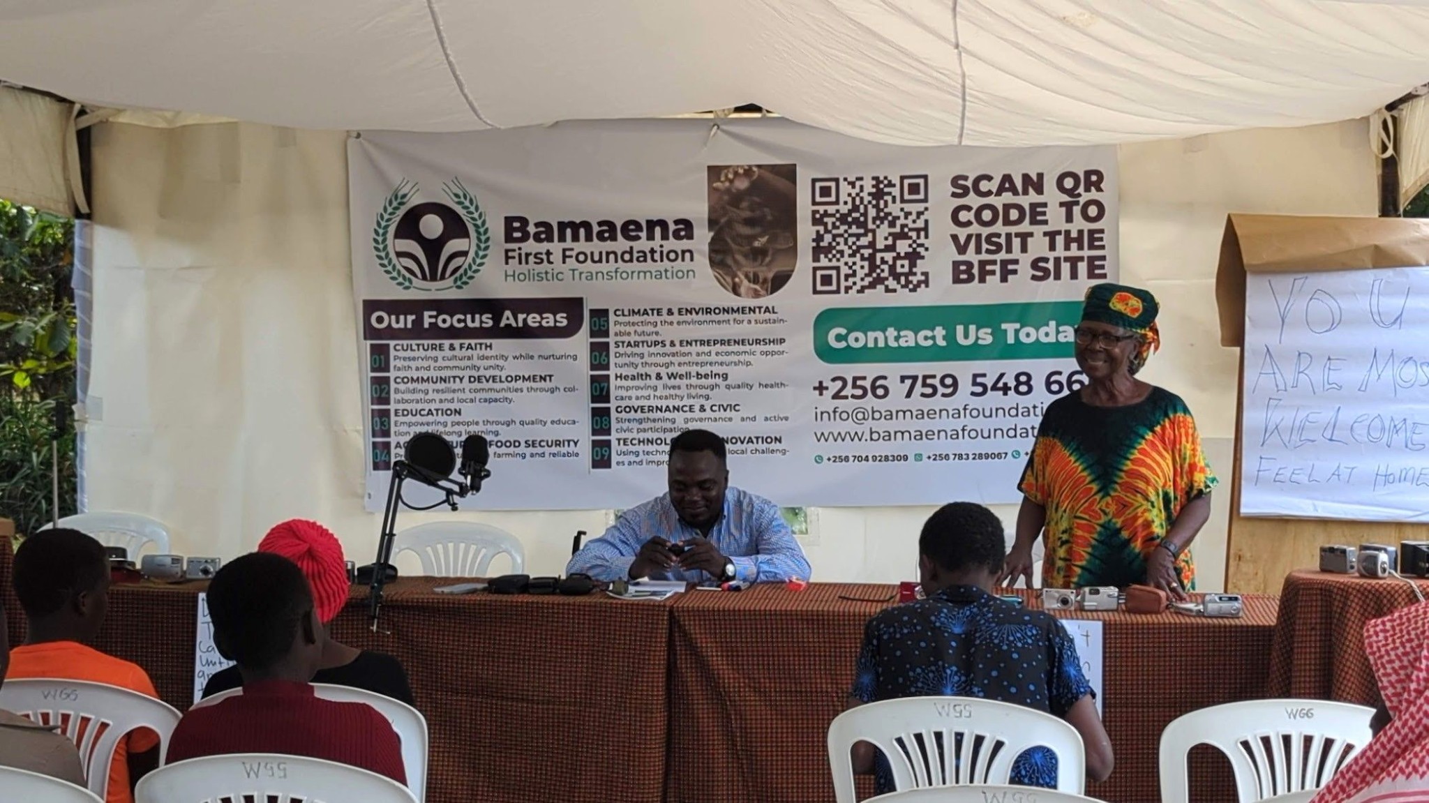 Mama Angelina Wapakhabulo addressing the youth at Wapa Green Garden