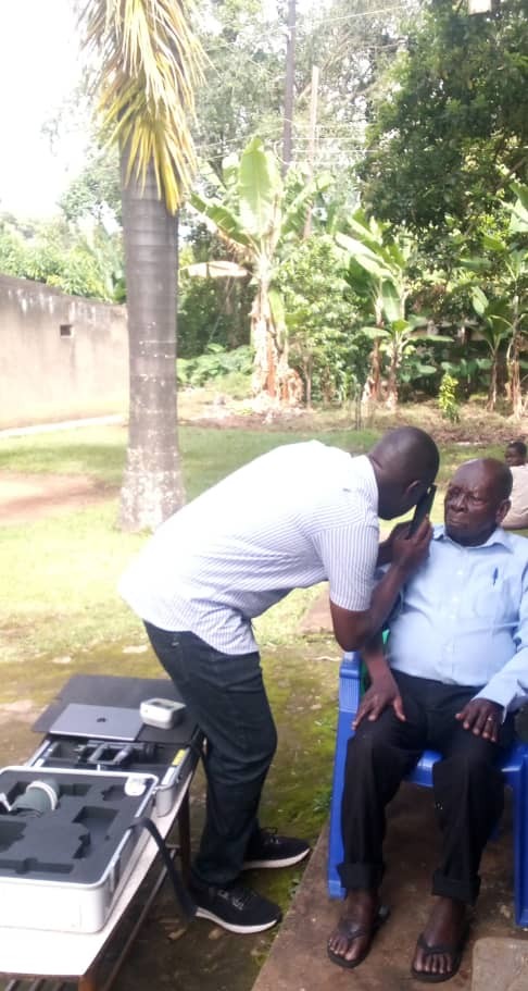 Elderly Mobile Eye Care